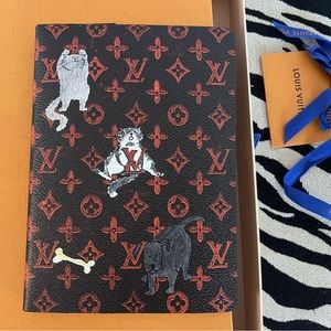 Louis Vuitton Catogram journal